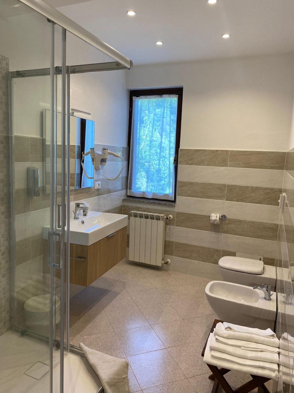 Green Quiet Affittacamere Pignone Ngoại thất bức ảnh