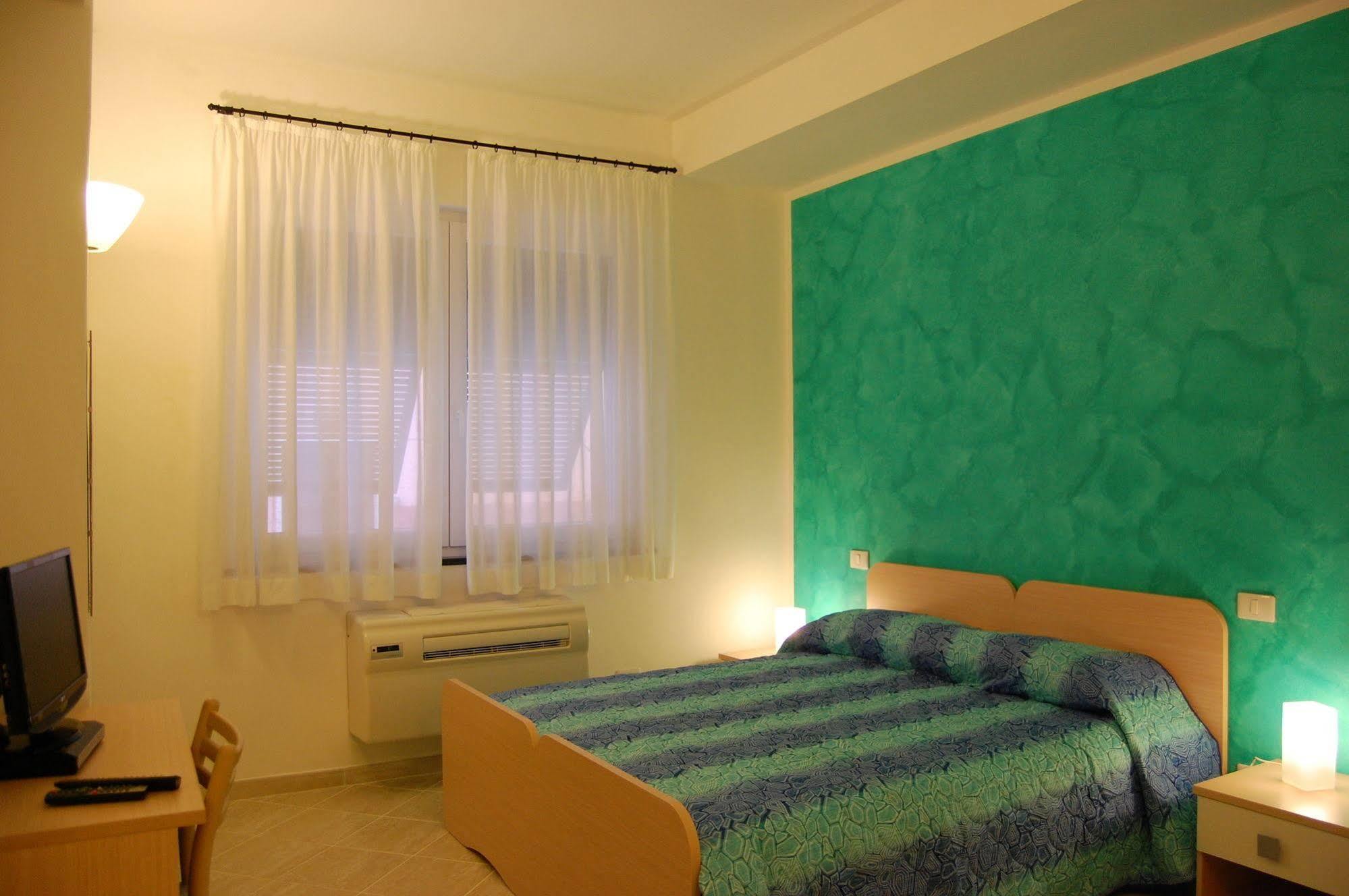 Green Quiet Affittacamere Pignone Ngoại thất bức ảnh